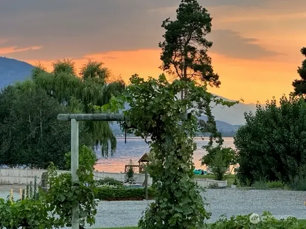 15 Oro Beach Drive #25,31, Oroville, WA 98844