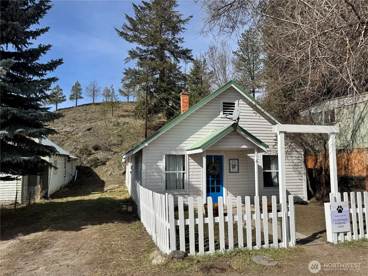 61 N Kean Street, Republic, WA 99166 - #1