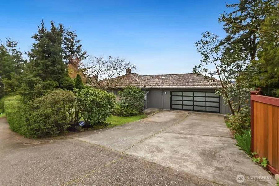 4146 SW Arroyo Drive, Seattle, WA 98146 - #2