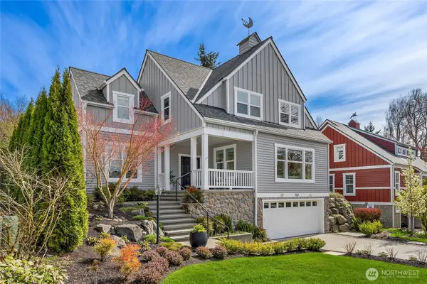 757 Village Circle Nw, Bainbridge Island, WA 98110