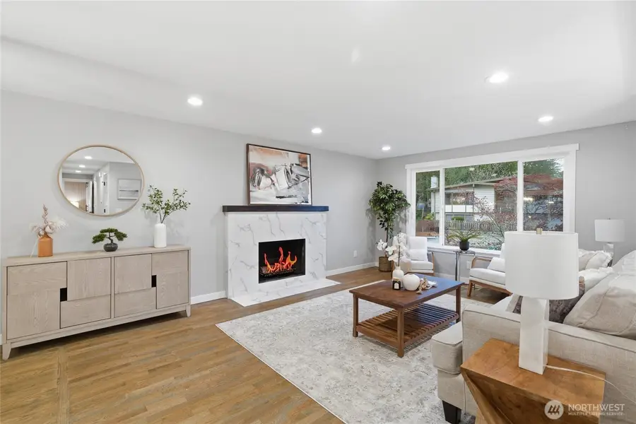 18712 41 Place W, Lynnwood, WA 98037 - #2