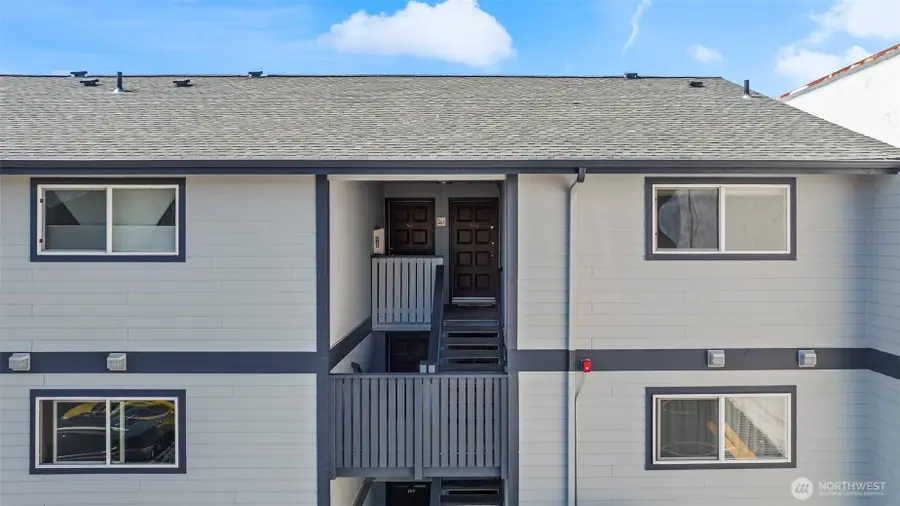 1010 Perry Avenue #305, Bremerton, WA 98310 - #3