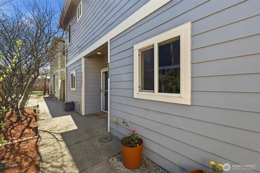 8847 9th Avenue Sw #A, Seattle, WA 98106 - #2