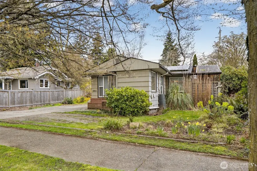 8620 35th Avenue Sw, Seattle, WA 98126 - #2