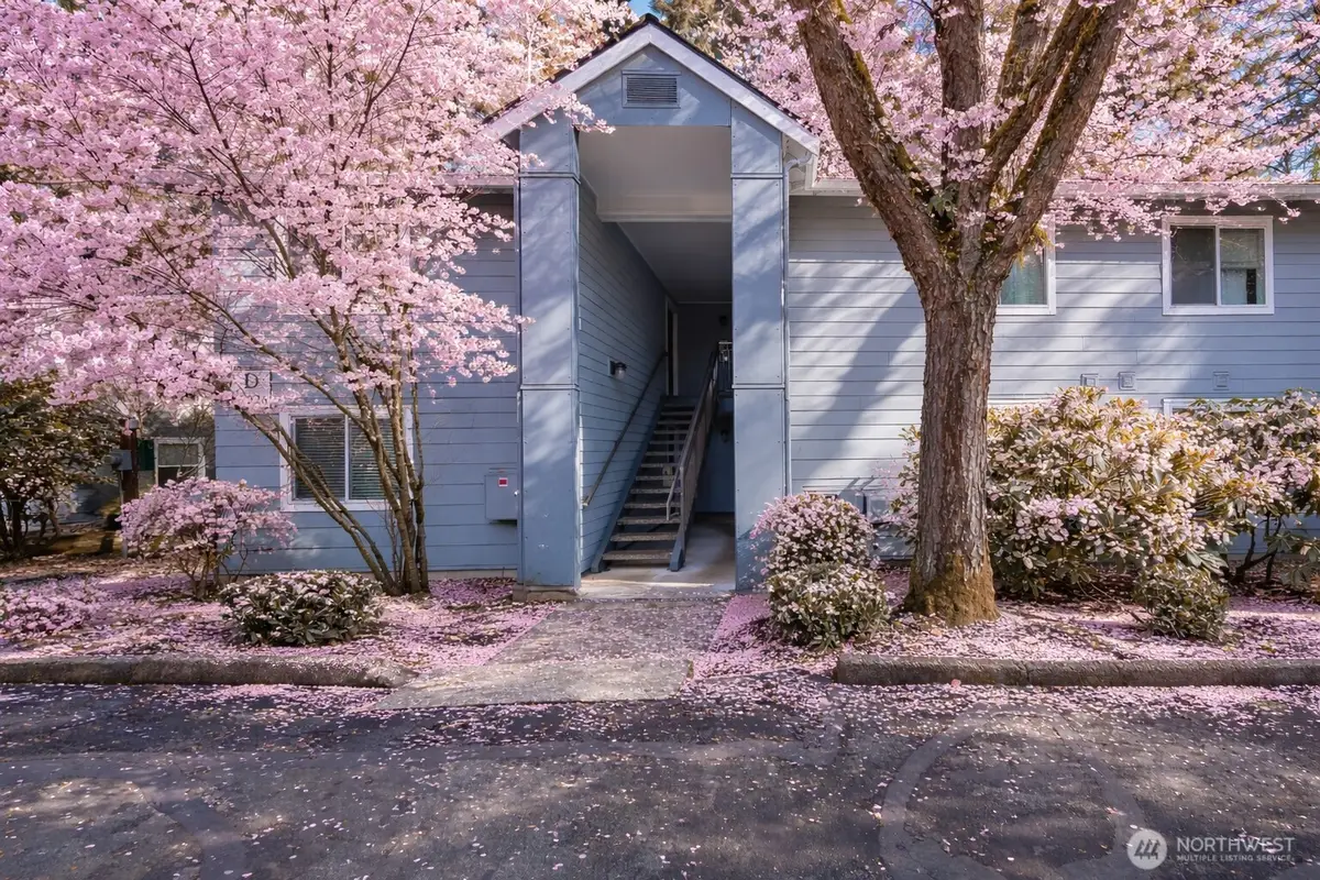 10026 NE 127th Place #D117, Kirkland, WA 98034 - #1