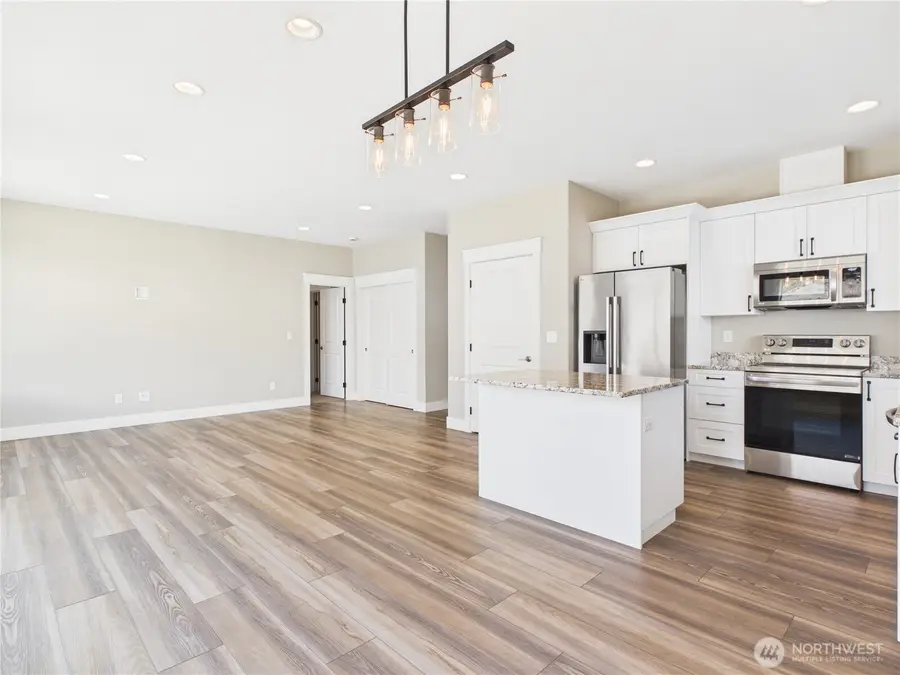 925 N Macaw Avenue, East Wenatchee, WA 98802 - #2