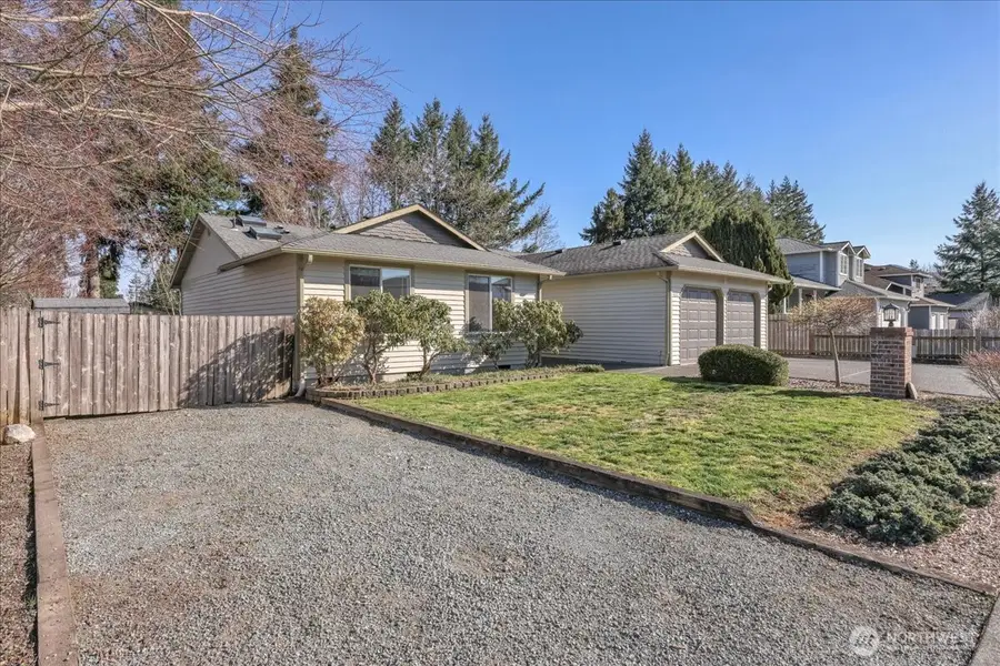 607 Bathke Ave, Enumclaw, WA 98022 - #2