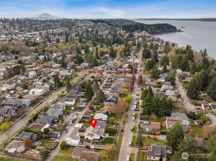 6010 49th Avenue Sw, Seattle, WA 98136 - #3