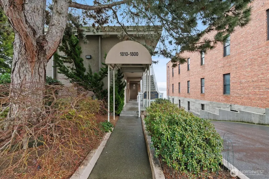 1810 43rd Avenue E #301, Seattle, WA 98112 - #3