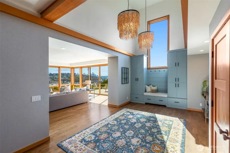 2506 W Halladay Street, Seattle, WA 98199 - #3