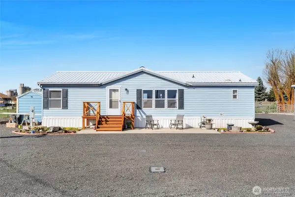 365 NE Adams Road, Creston, WA 99117