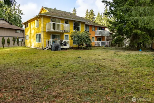 14025 61st Place W, Edmonds, WA 98026