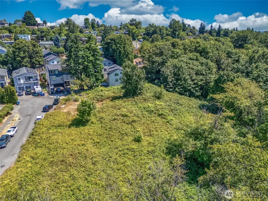 2001 S Raymond Street, Seattle, WA 98108 - #3