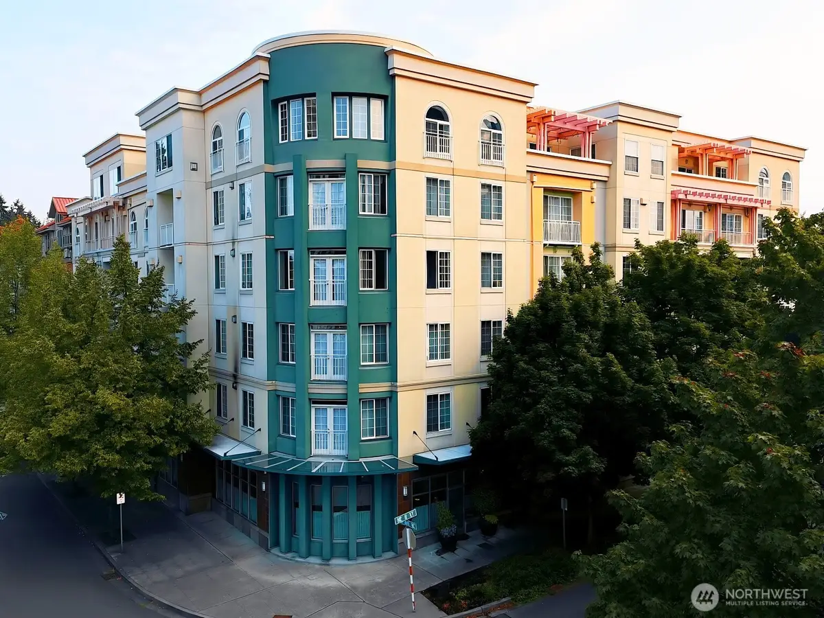 11004 NE 11th Street #301, Bellevue, WA 98004 - #1