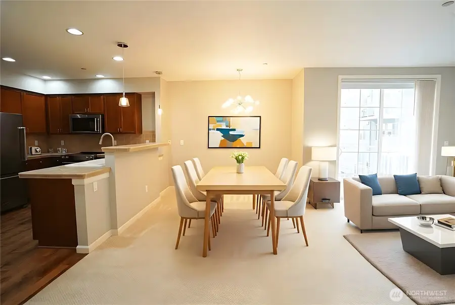 11004 NE 11th Street #301, Bellevue, WA 98004 - #3