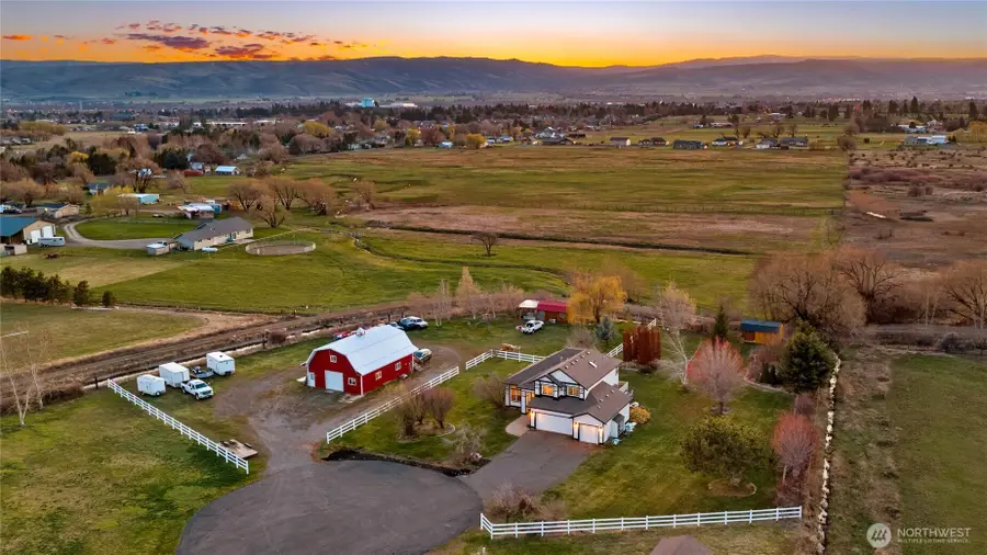 361 Cascadia Lane, Ellensburg, WA 98926 - #2