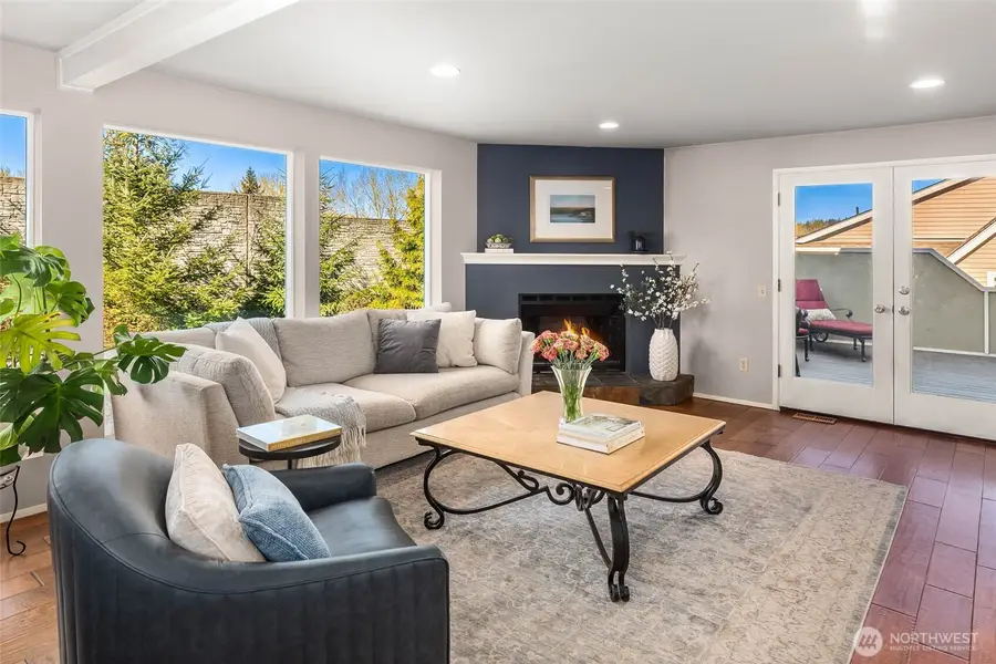 9630 NE 35th Place, Clyde Hill, WA 98004 - #2