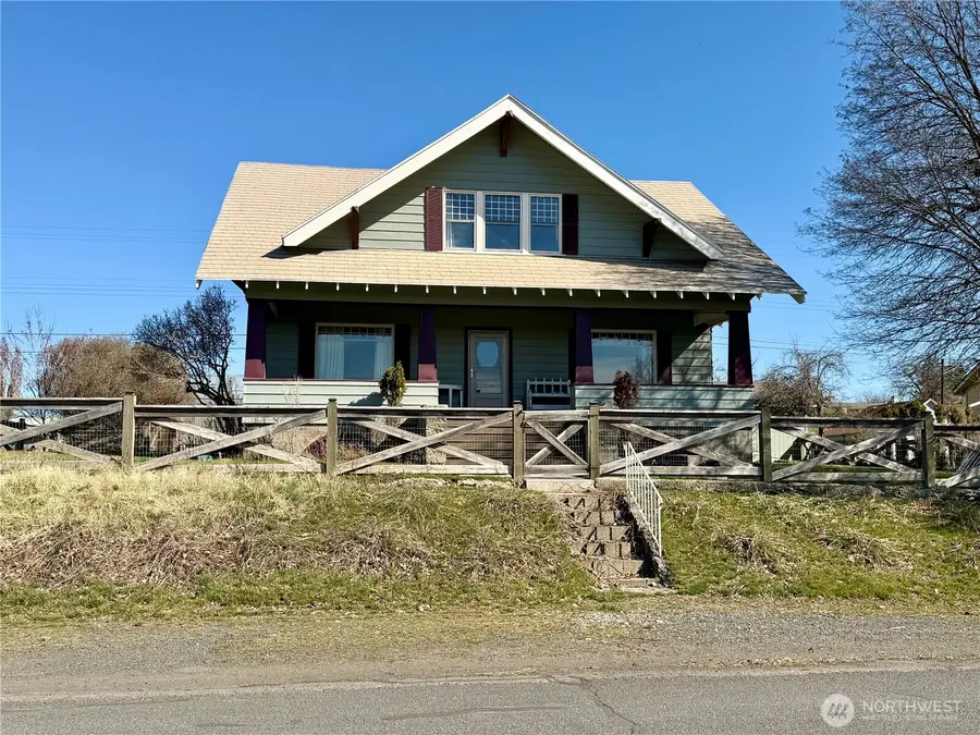 215 NW Cole Avenue, Wilbur, WA 99185 - #2