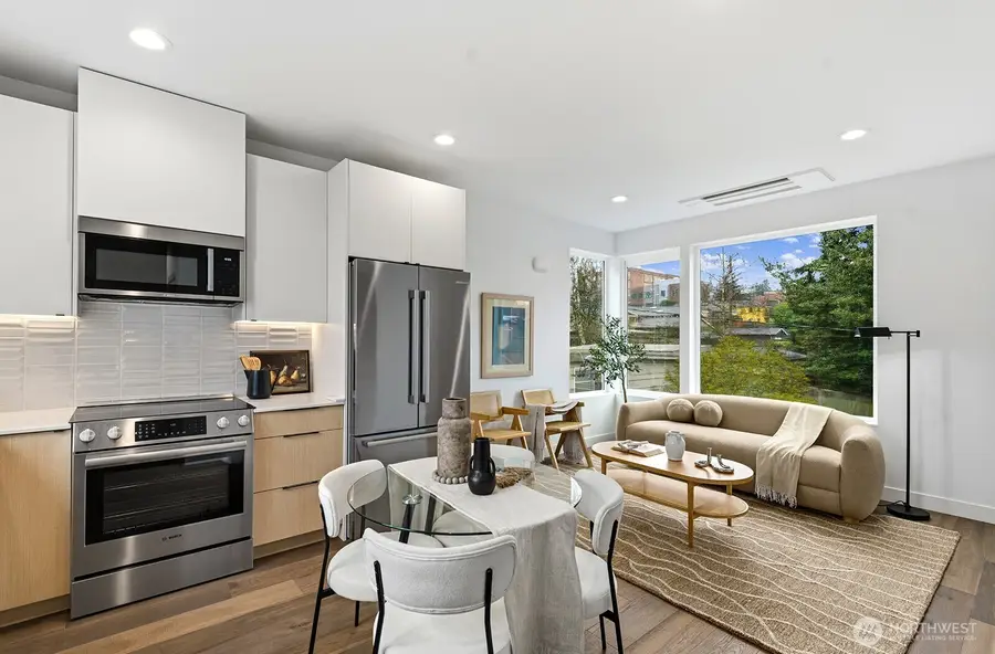 3216 47th Avenue Sw, Seattle, WA 98116 - #2