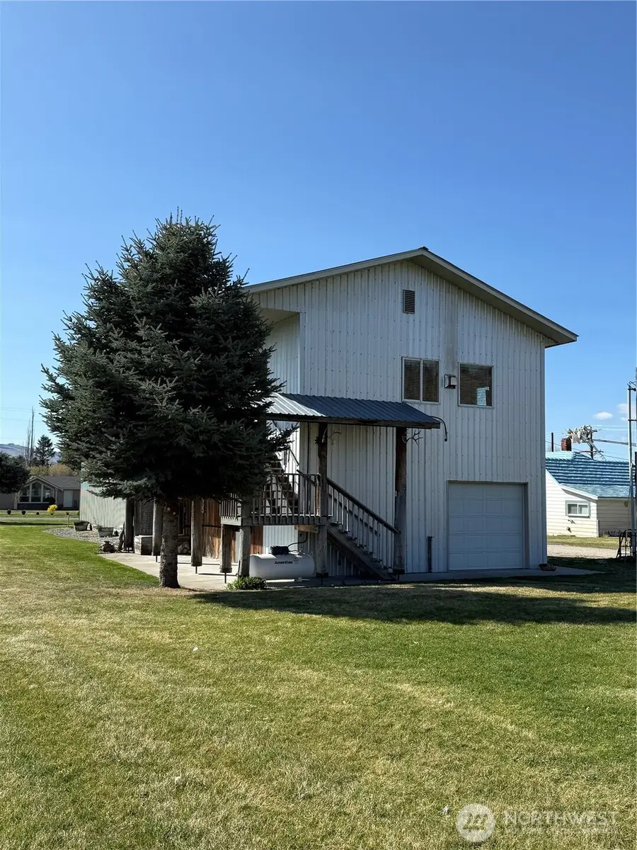 63 Shumway, Omak, WA 98841 - #2