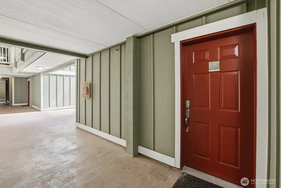 7711 NE 175th Street #C103, Kenmore, WA 98028 - #2