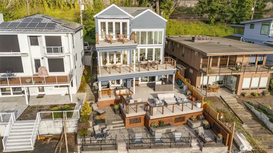 6007 Hazelwood Lane Se, Bellevue, WA 98006 - #3