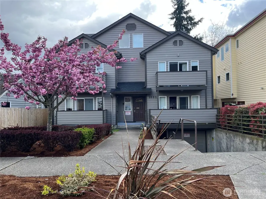 8830 Nesbit Avenue N, Seattle, WA 98103 - #3