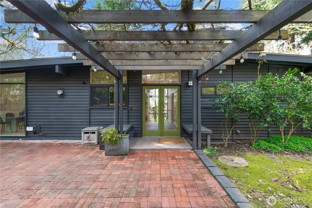 16 Wembley Lane, Mercer Island, WA 98040 - #1