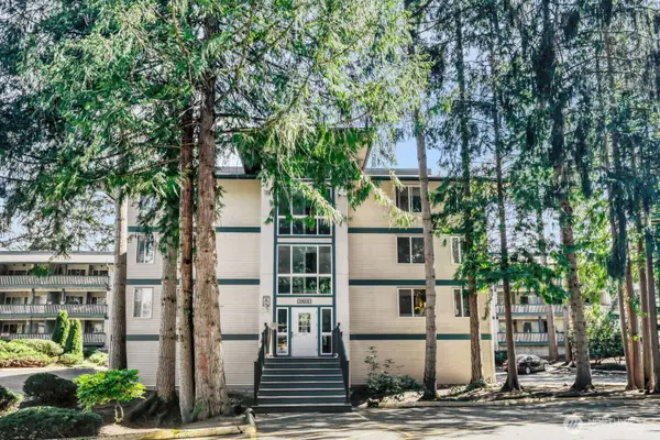 5620 5620 200th Street Sw #A101, Lynnwood, WA 98036