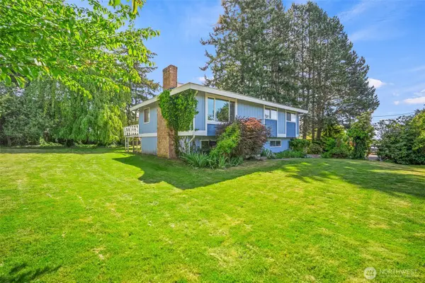 5860 Hawthorne Lane, Ferndale, WA 98248