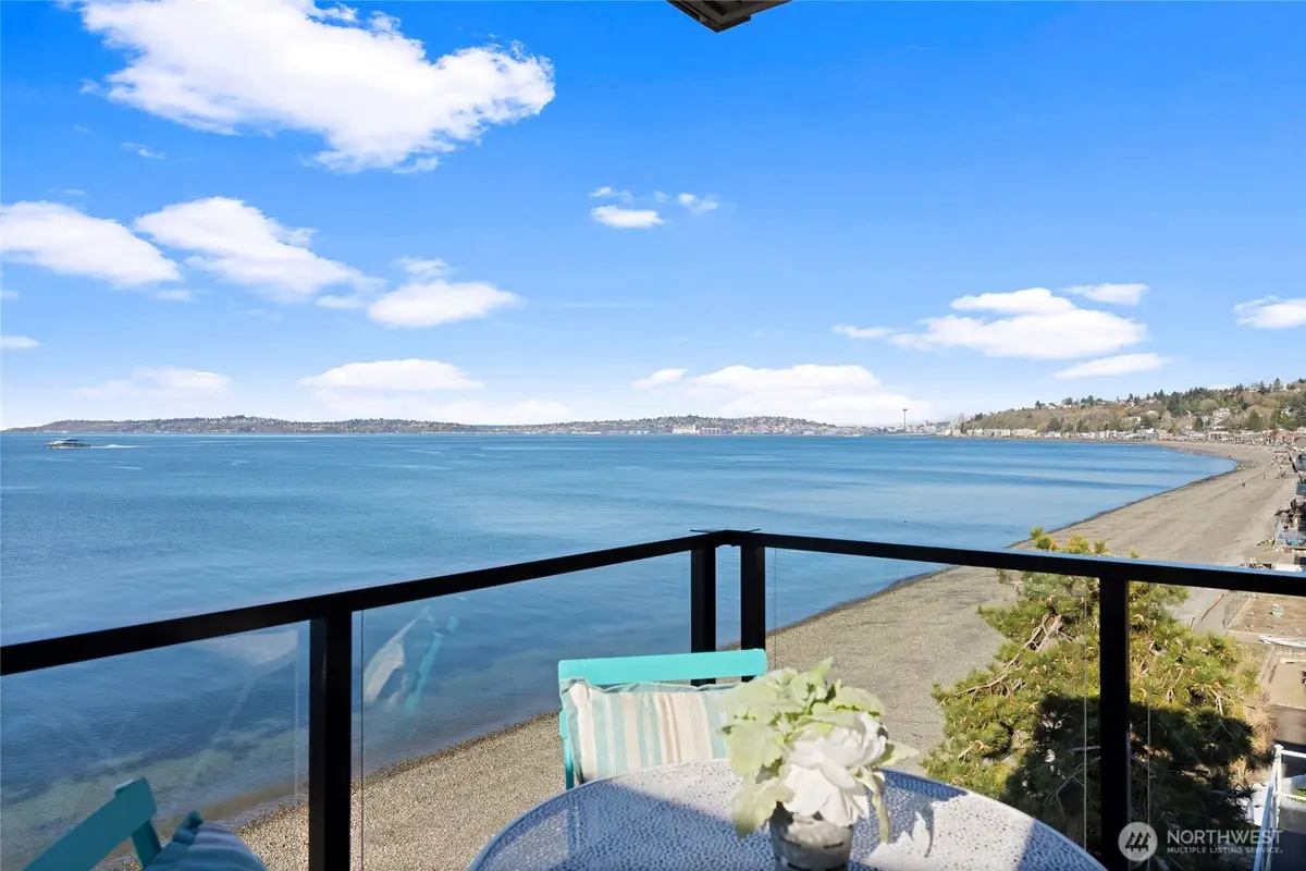 3051 Alki Avenue Sw #C, Seattle, WA 98116 - #1