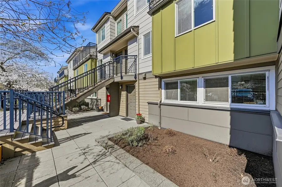 15827 NE Leary Way #B-116, Redmond, WA 98052 - #3