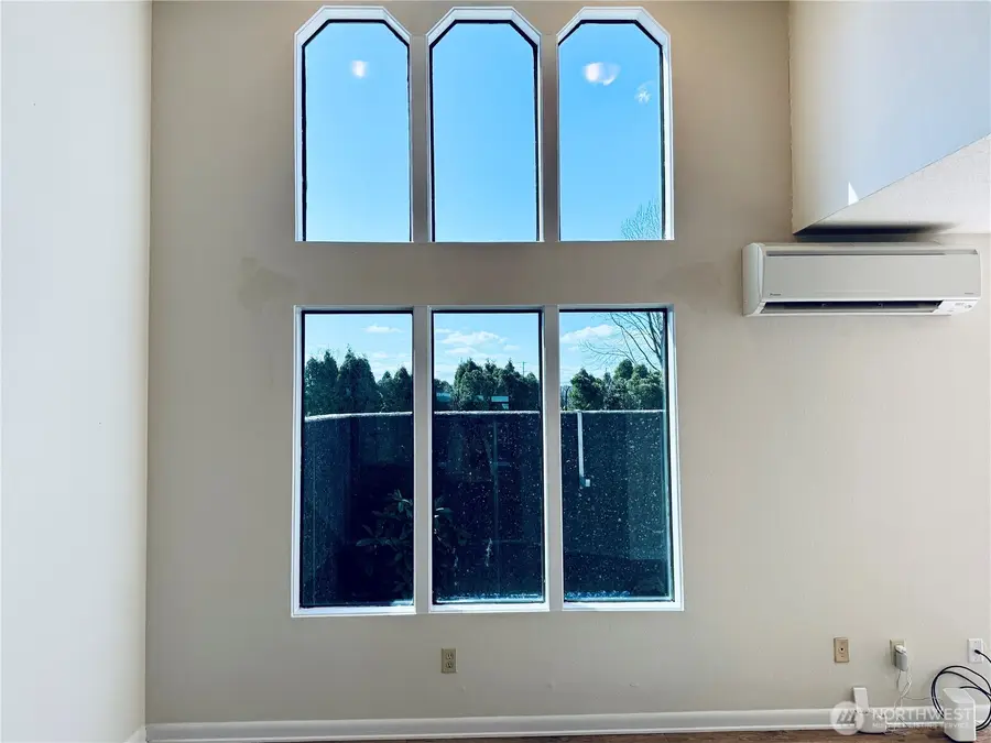 743 Marine View Drive #8, Longview, WA 98632 - #2