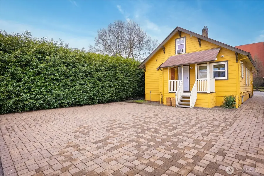 337 Park Avenue N, Renton, WA 98057 - #2