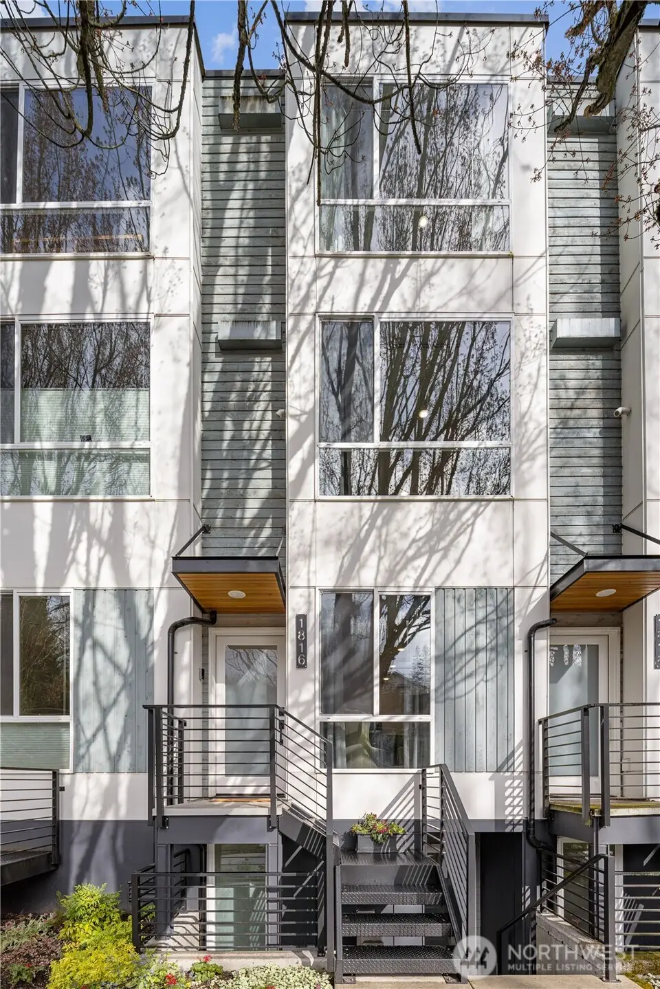 1816 S 15th, Seattle, WA 98144 - #1