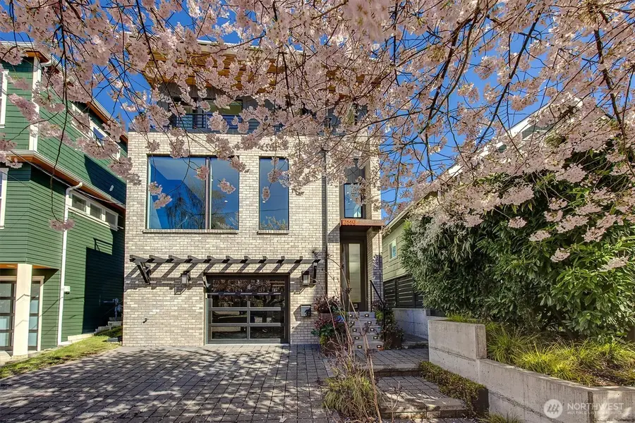2660 9th Avenue W, Seattle, WA 98119 - #2