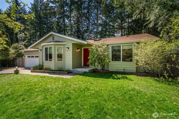 1615 Easthill Court Nw, Olympia, WA 98502