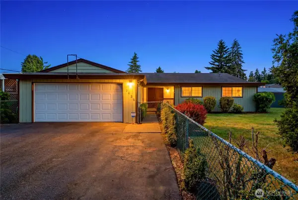 3020 206th Place Sw, Lynnwood, WA 98036