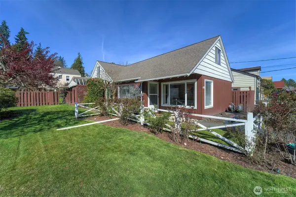 1537 Snyder Avenue, Bremerton, WA 98312