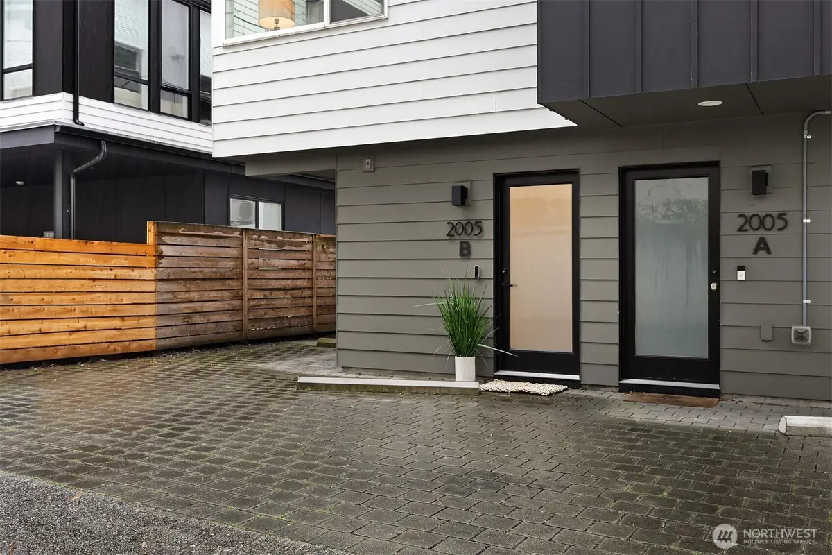 2005 Dexter Avenue N #B, Seattle, WA 98109 - #1