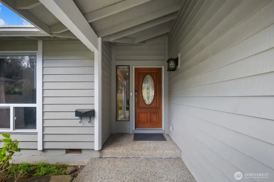 315 124th Place Ne, Bellevue, WA 98005 - #3