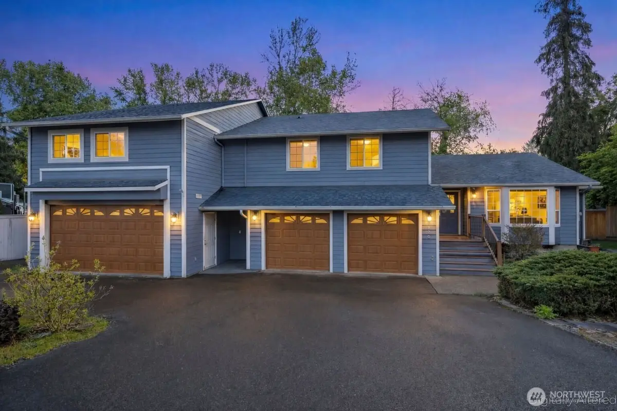 2120 Jones Avenue Ne, Renton, WA 98056 - #1