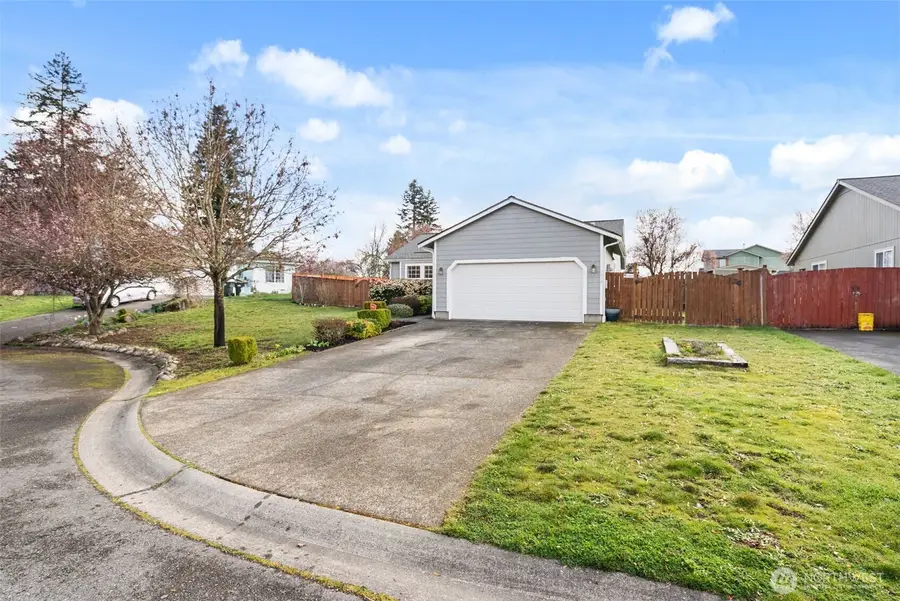 9012 Lealan Court Se, Yelm, WA 98597 - #3