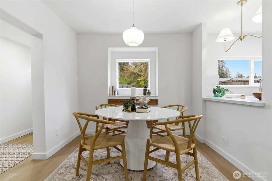 9601 12th Avenue Nw, Seattle, WA 98117 - #3