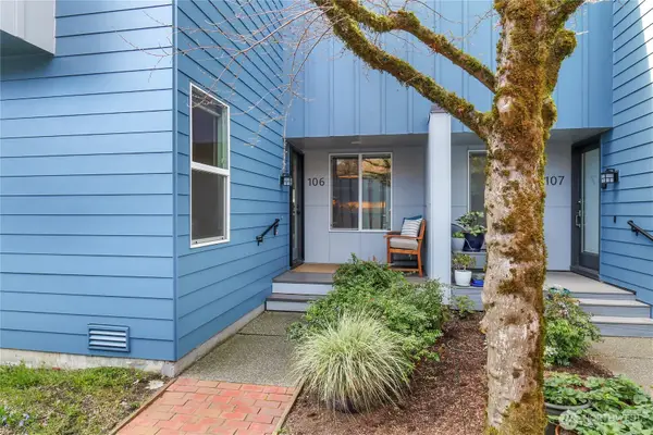 1550 NW 195th Street #106, Shoreline, WA 98177