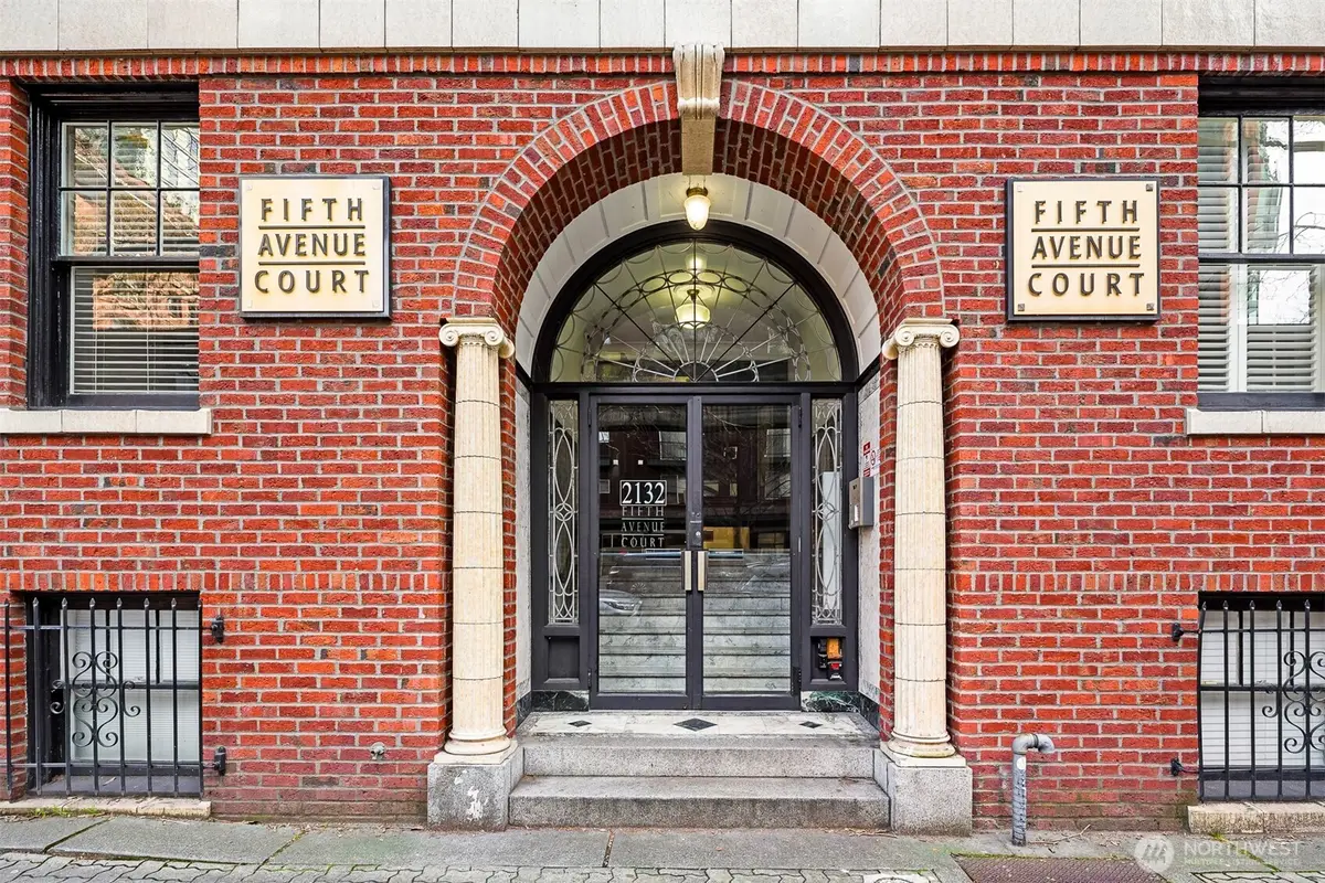 2132 5th Avenue #008, Seattle, WA 98121 - #1