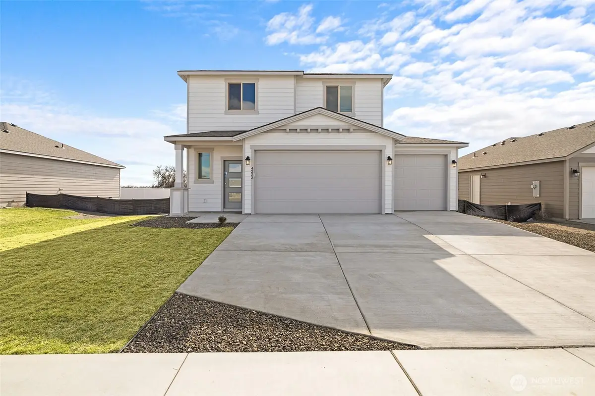 4223 W Sandy Ct, Moses Lake, WA 98837 - #1