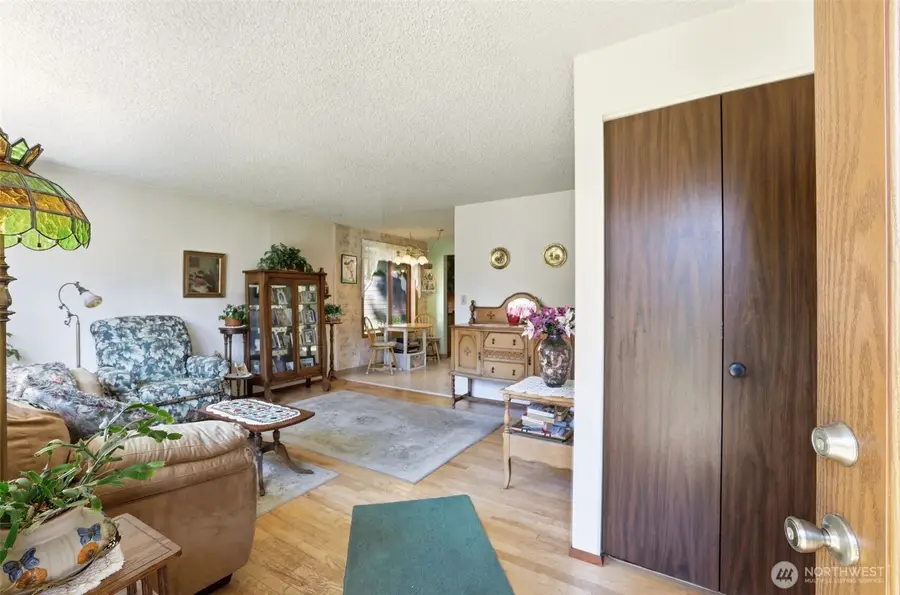 8716 NE 135th Place, Kirkland, WA 98034 - #2