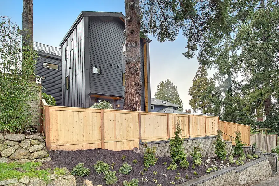 7341 California Avenue Sw #B, Seattle, WA 98136 - #2