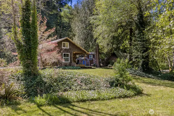 400 N Finch Creek Road, Hoodsport, WA 98548